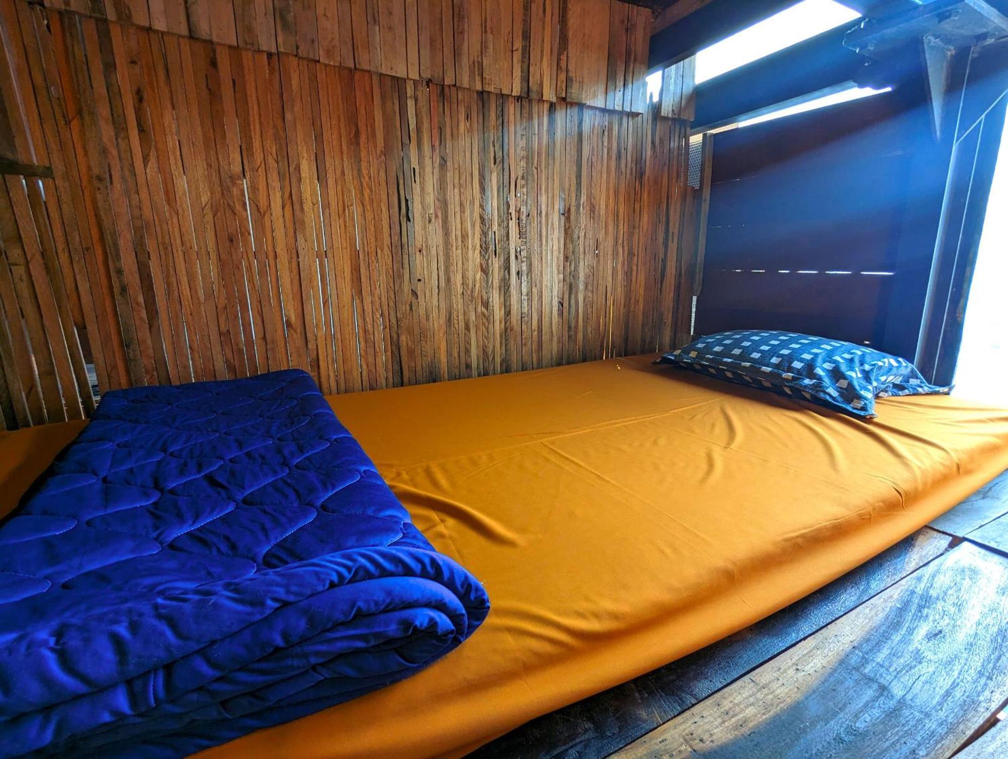 The GK House: Eco-Friendly Central Hostel with Rooftop Views Ho Chi Minh City Exterior photo